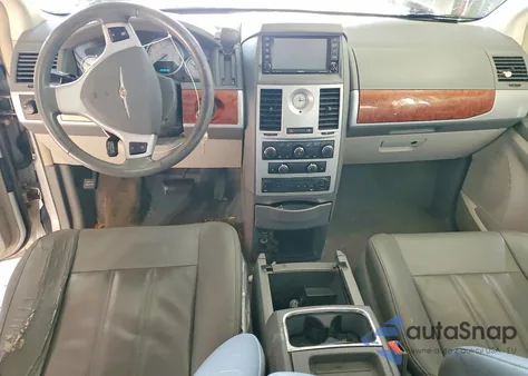 2008 Chrysler Town & Country Touring z USA, uszkodzony, nr VIN 2A8HR54P68R736240